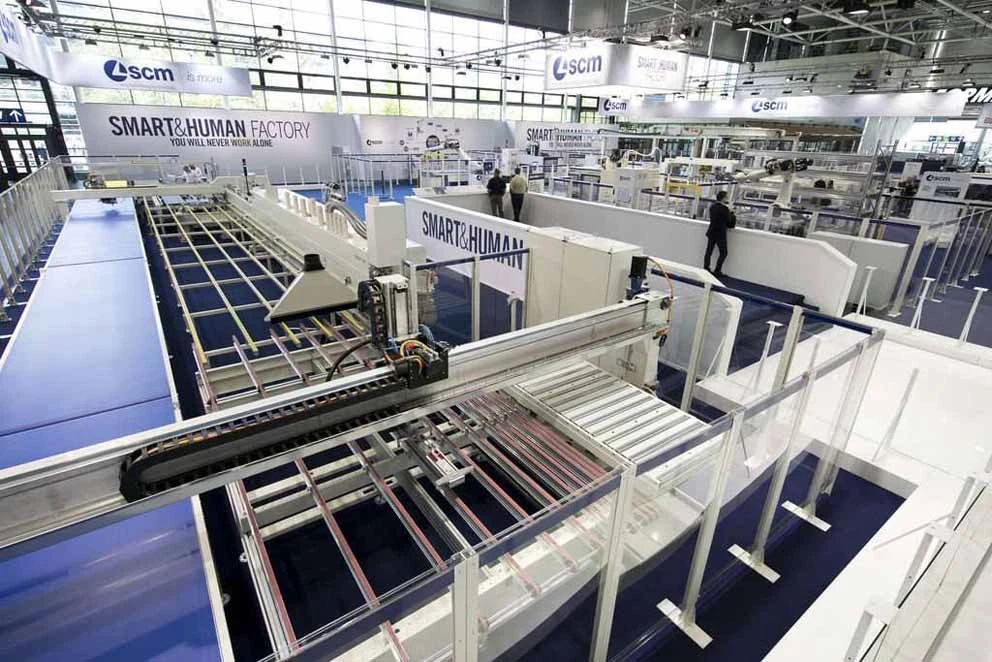 SCM presents the human-sized Smart Factory at Ligna