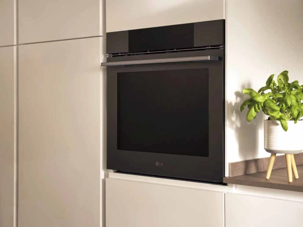 LG built-in appliances: new collection combines energy efficiency, functionality and design