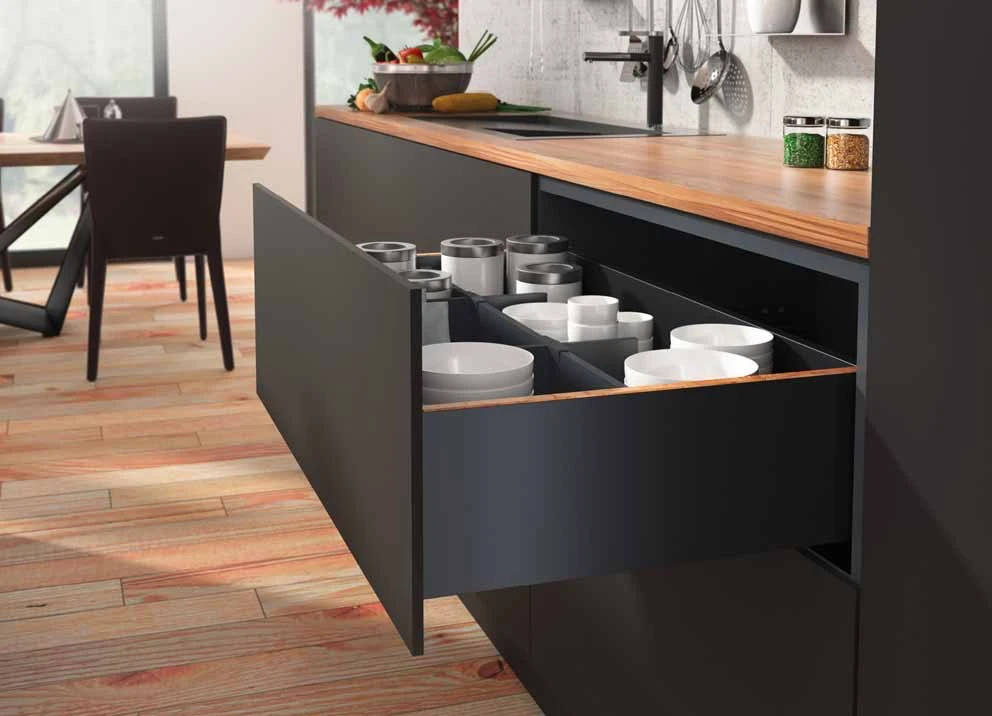 AvanTech YOU drawer system from Hettich: design solutions and design freedom